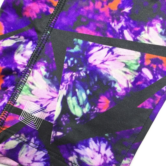 Lularoe jade athletic leggings - Picture 5 of 5